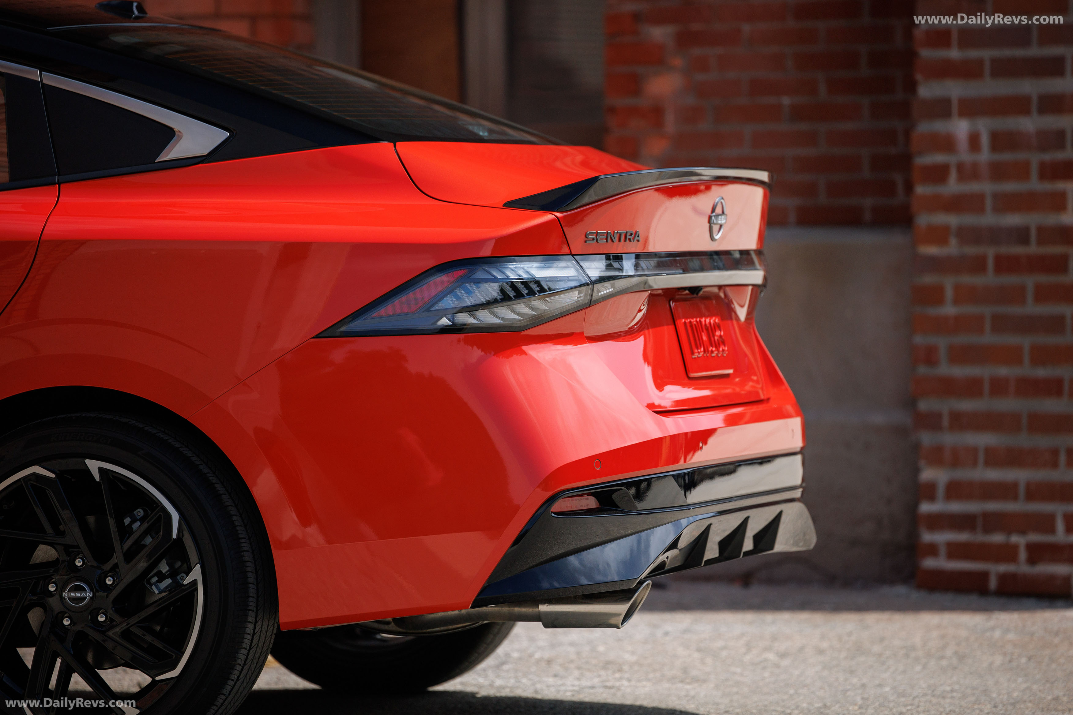 2026 Nissan Sentra SR Exterior