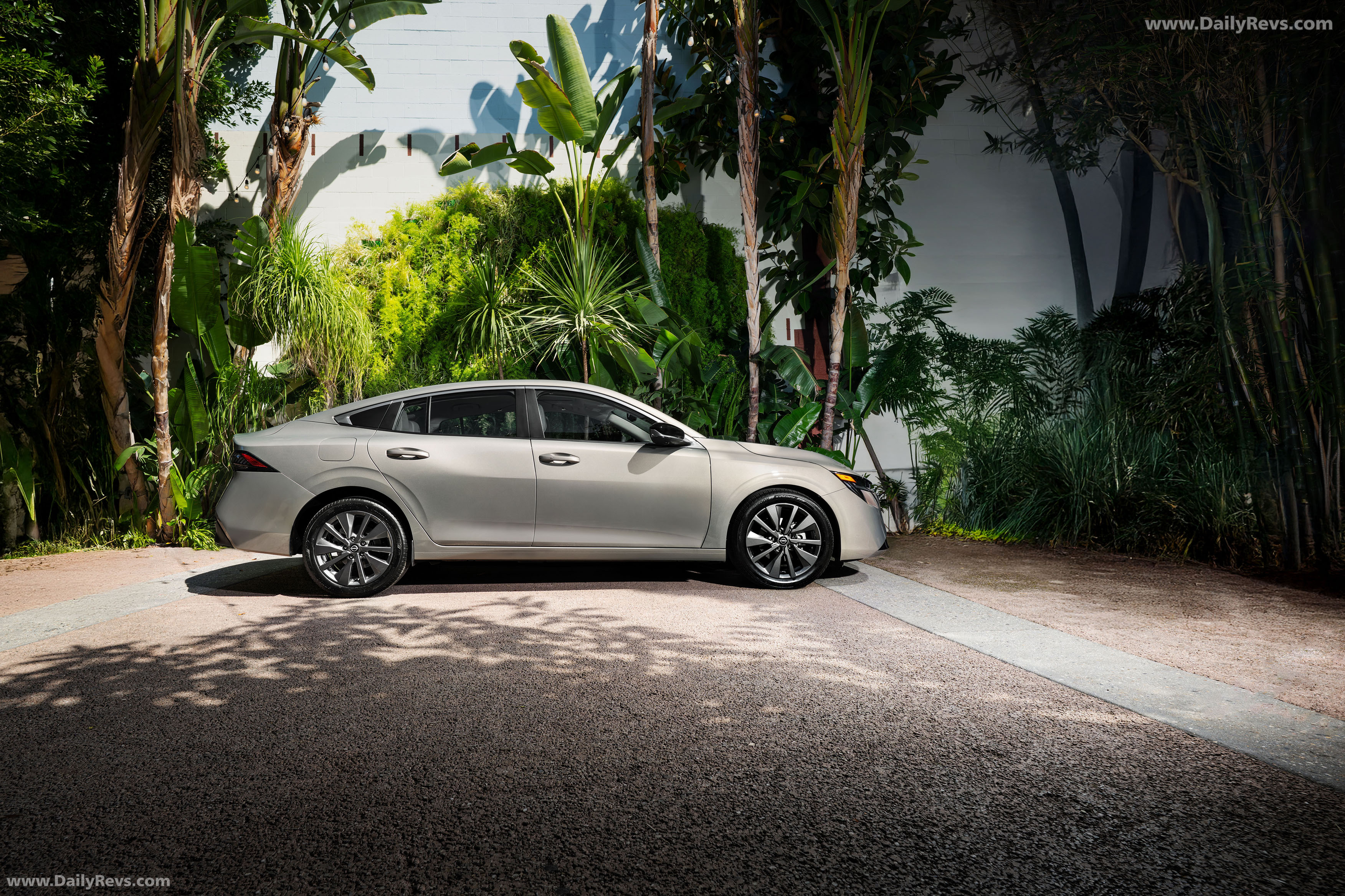 2026 Nissan Sentra SL Side View