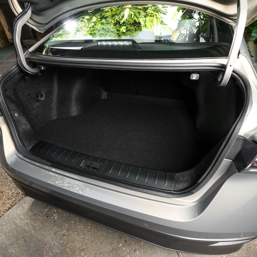 2026 Nissan Sentra SL Interior