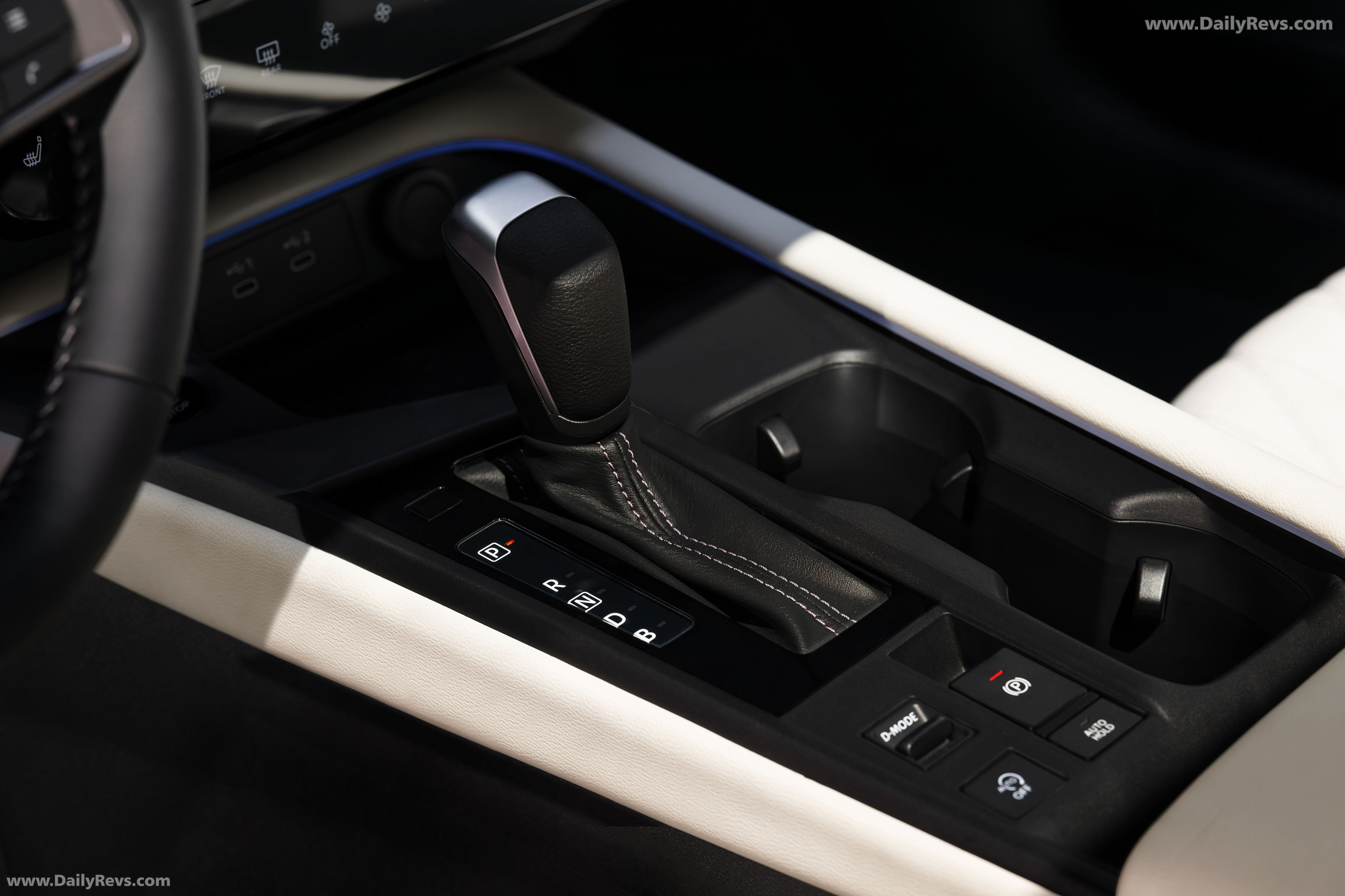 2026 Nissan Sentra SL Interior
