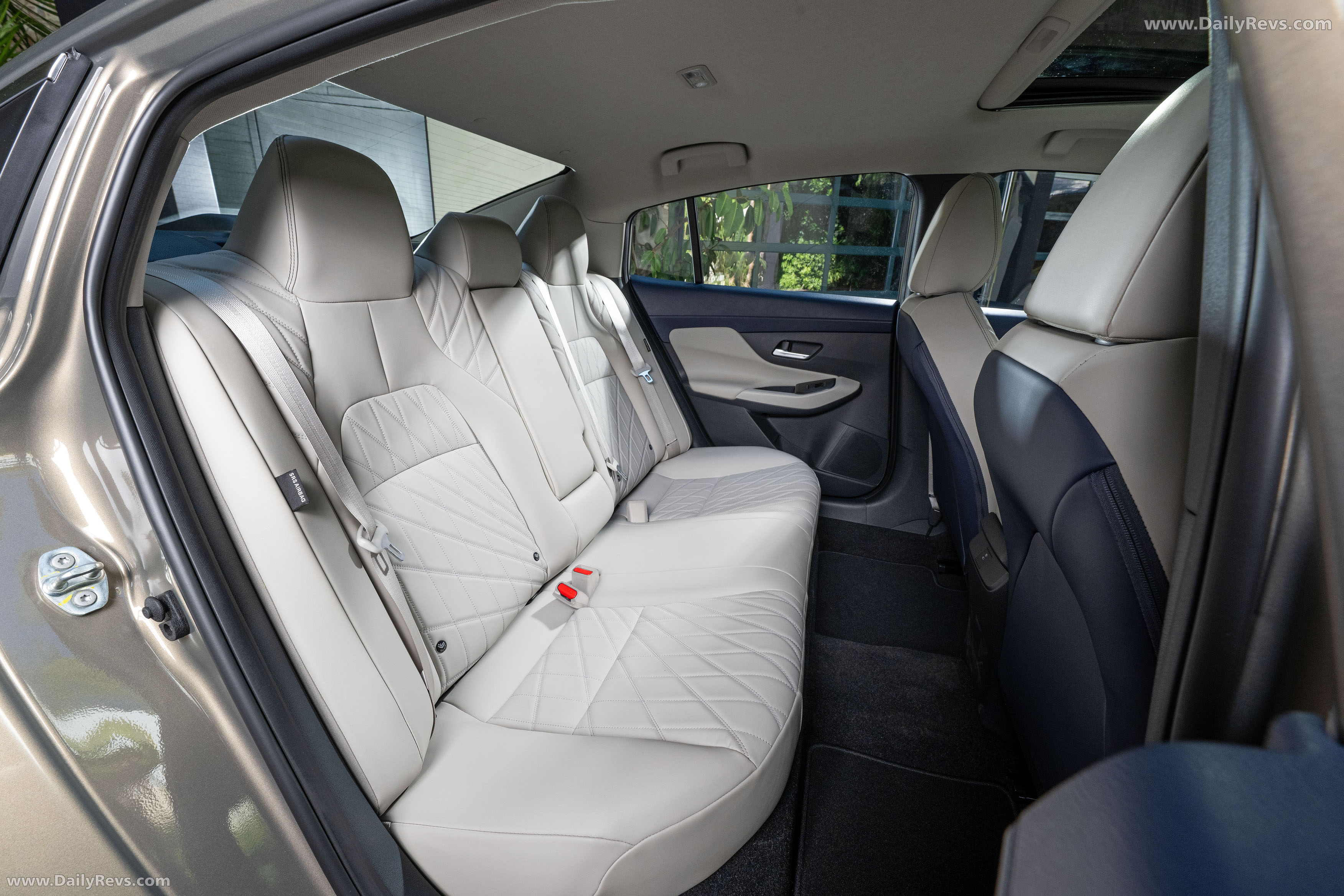 2026 Nissan Sentra SL Interior