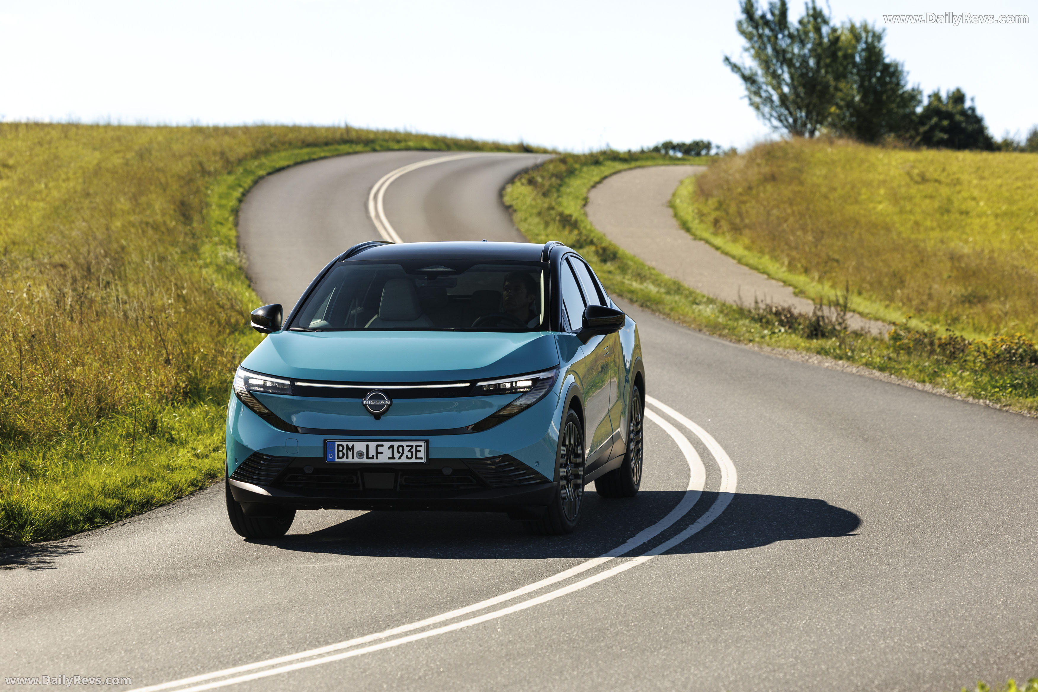 2026 Nissan Leaf EV European Version Front View
