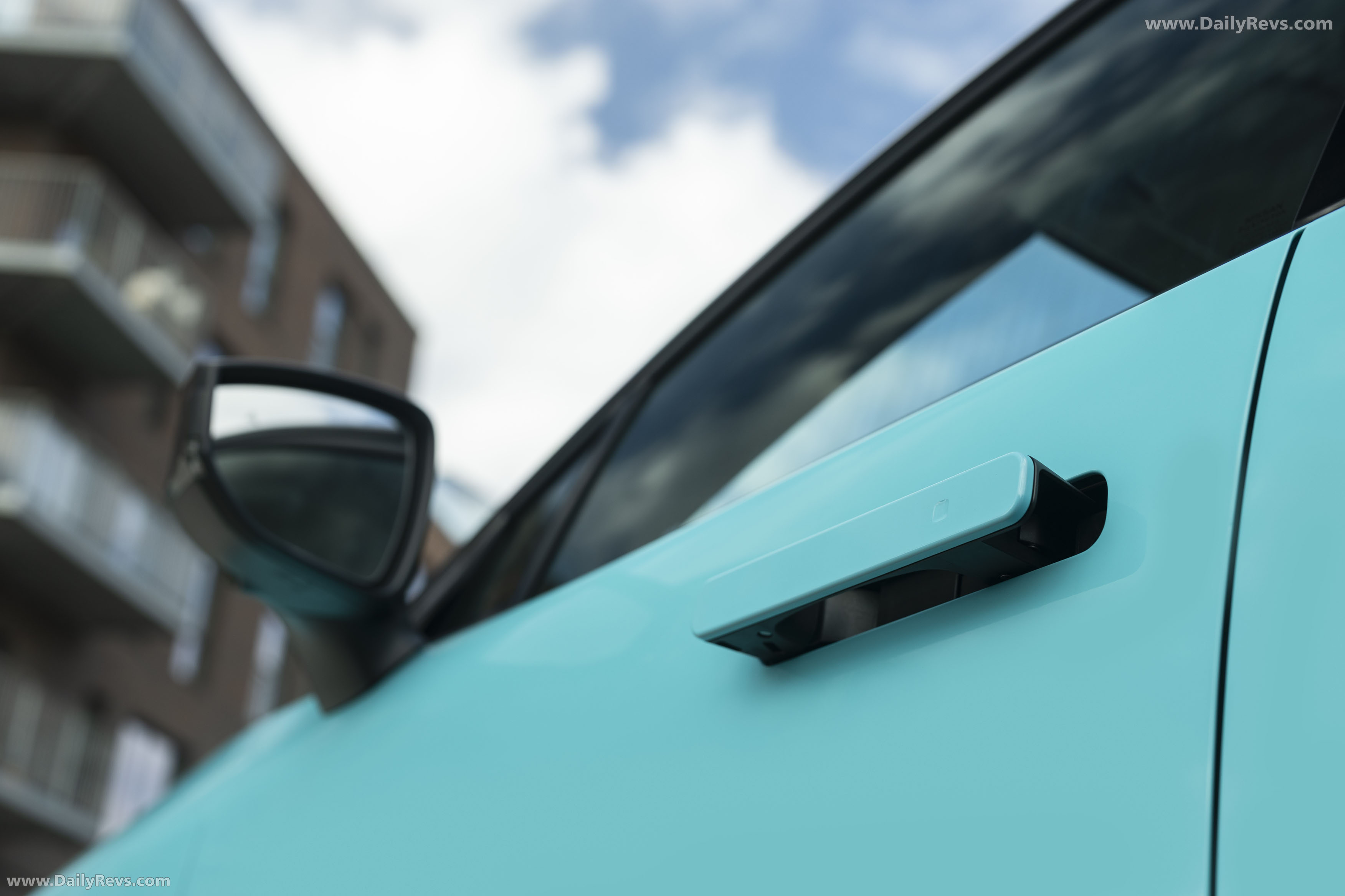 2026 Nissan Leaf EV European Version Exterior