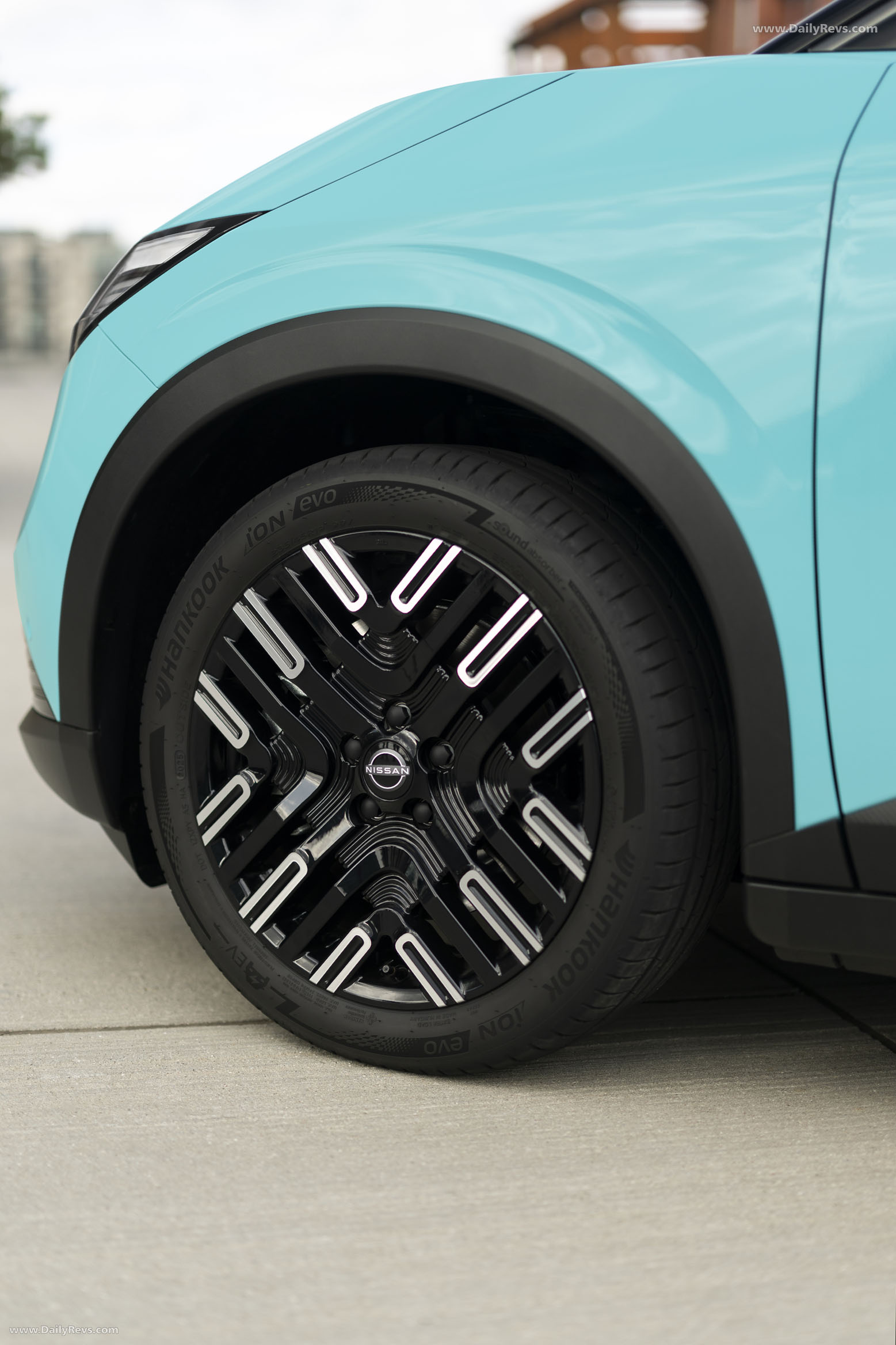 2026 Nissan Leaf EV European Version Exterior