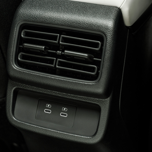 2026 Nissan Leaf EV European Version Interior