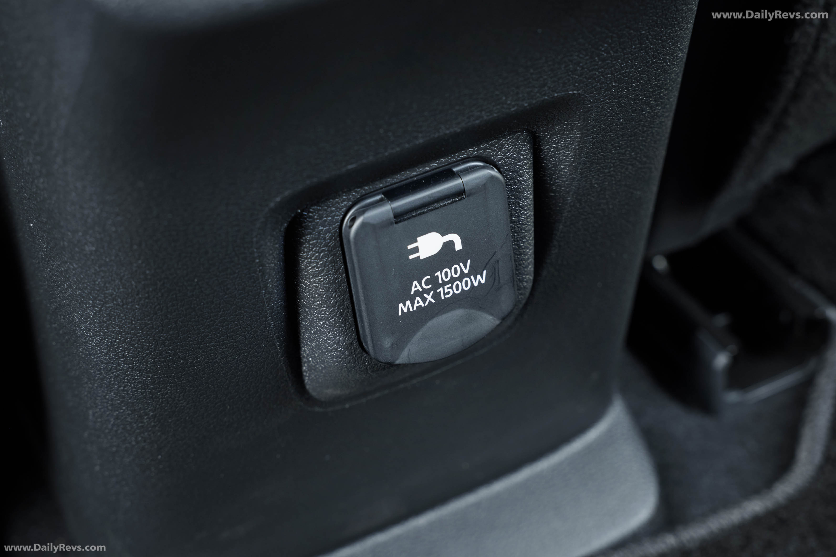 2026 Nissan Leaf EV Autech Japanese Version Interior