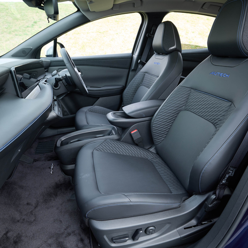 2026 Nissan Leaf EV Autech Japanese Version Interior