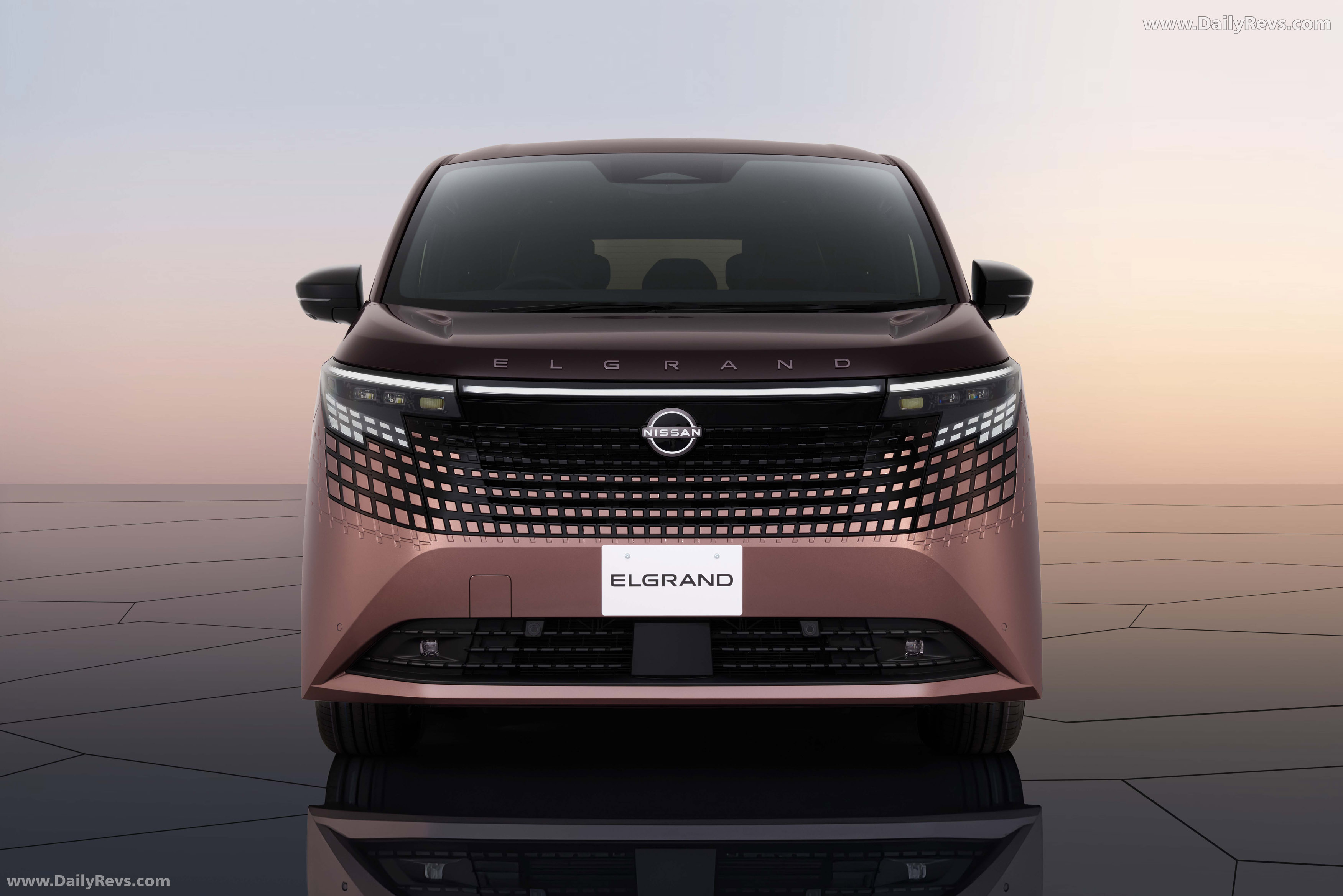 2026 Nissan Elgrand Front View