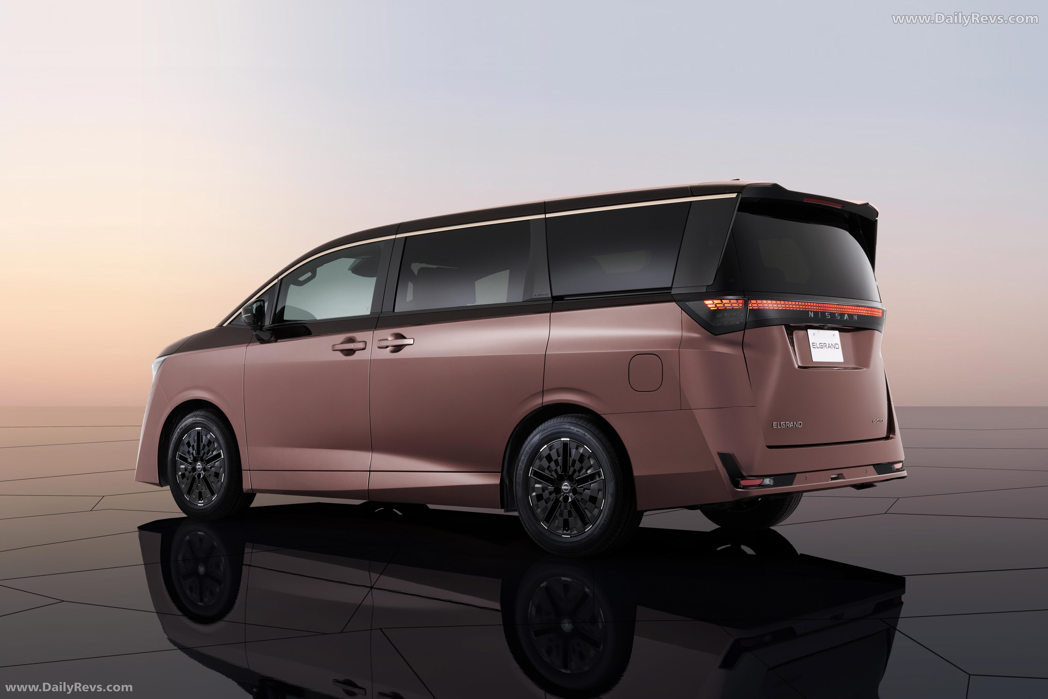 2026 Nissan Elgrand Rear View