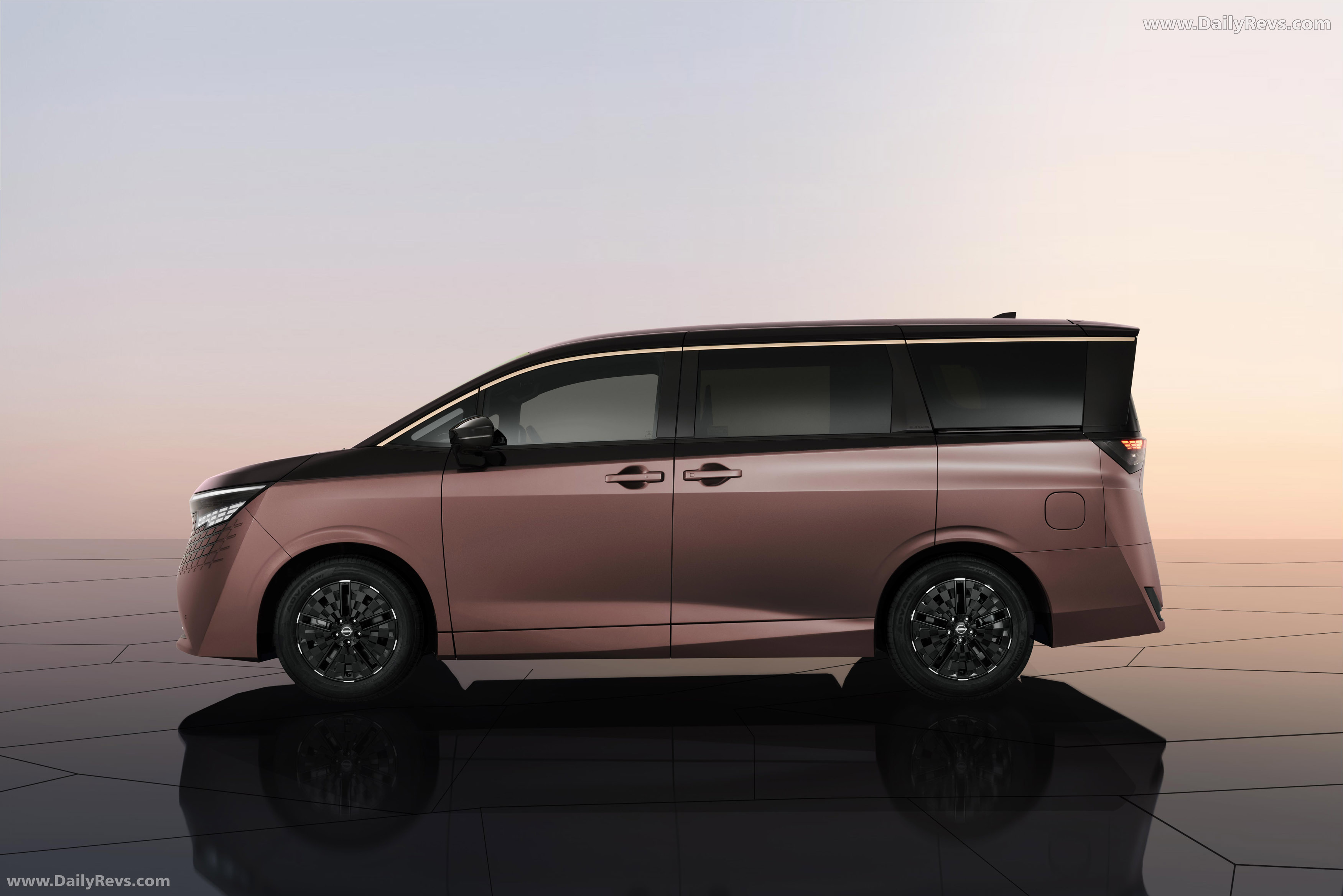 2026 Nissan Elgrand Side View
