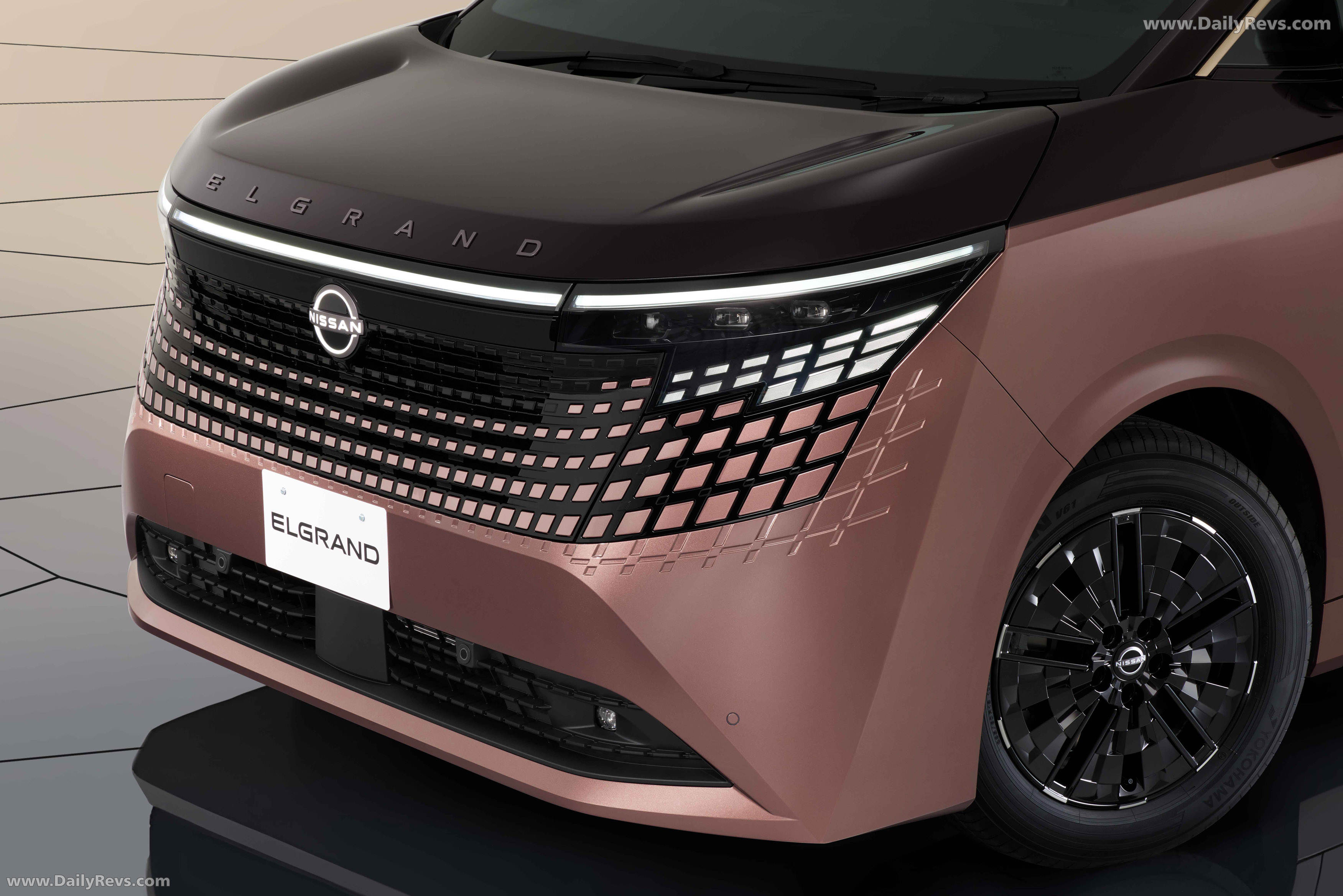 2026 Nissan Elgrand Exterior