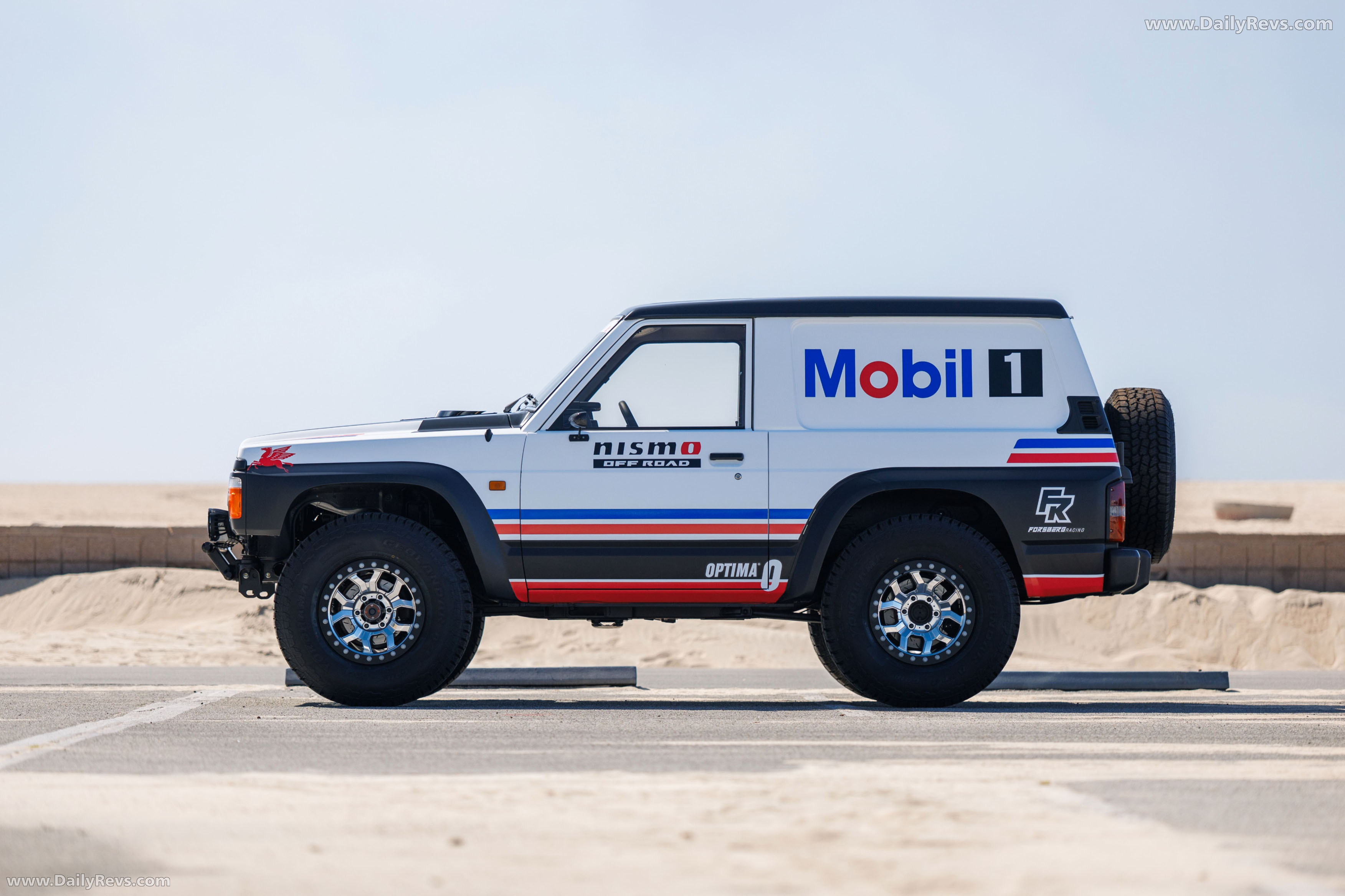 2025 Nissan Forsberg Racing Patrol Concept Side View