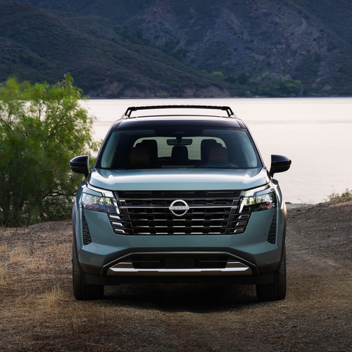 2026 Nissan Pathfinder Front View