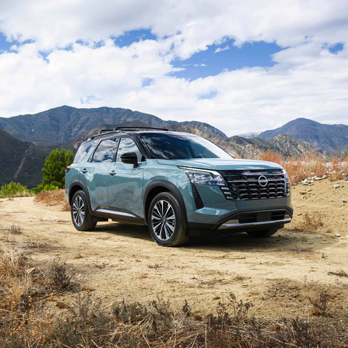 2026 Nissan Pathfinder Front View