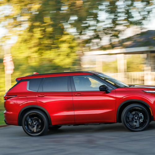 2026 Nissan Rogue Plug-in Hybrid Side View