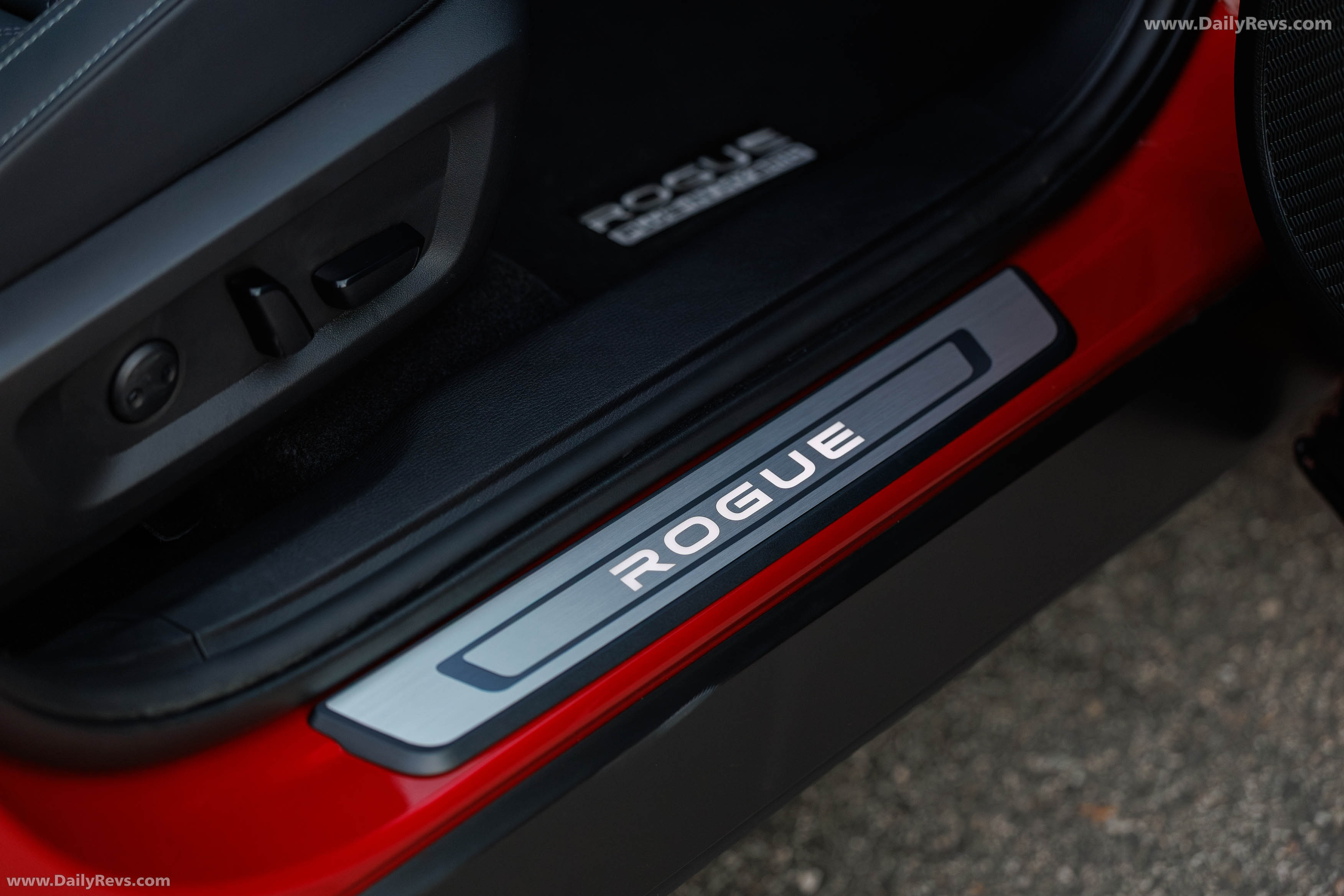 2026 Nissan Rogue Plug-in Hybrid Interior