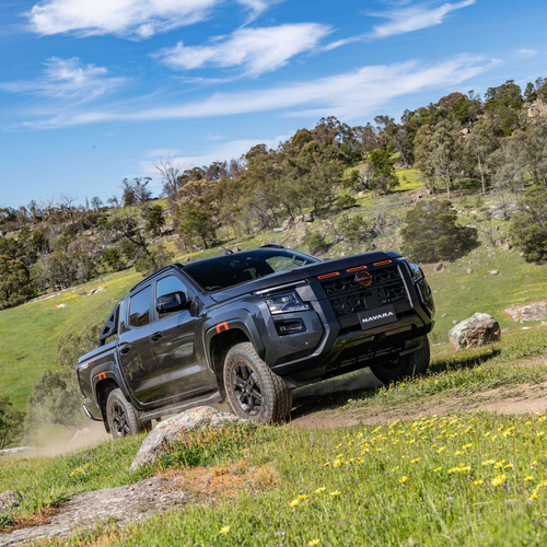 2026 Nissan Navara PRO-4X Front View
