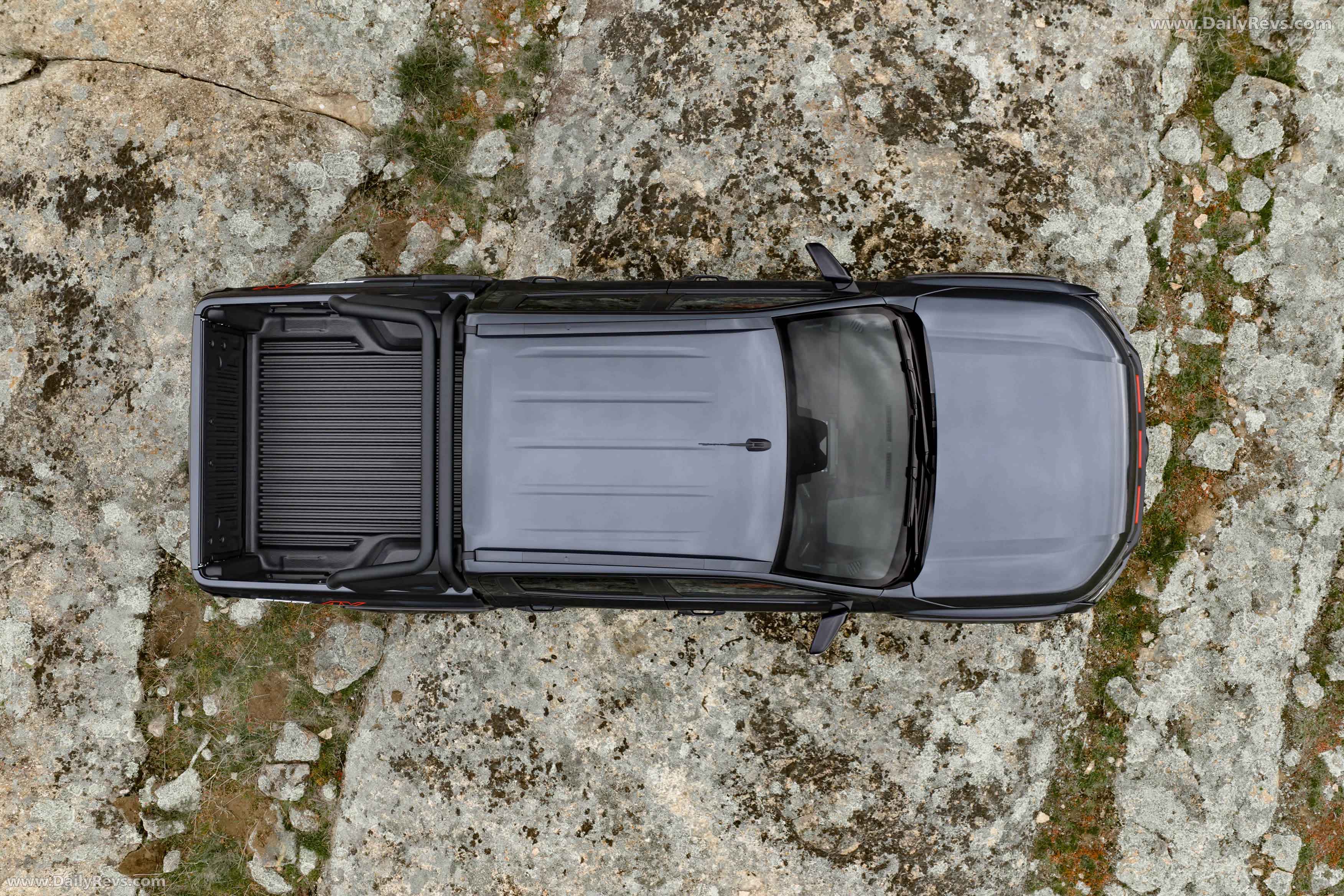 2026 Nissan Navara PRO-4X Top View