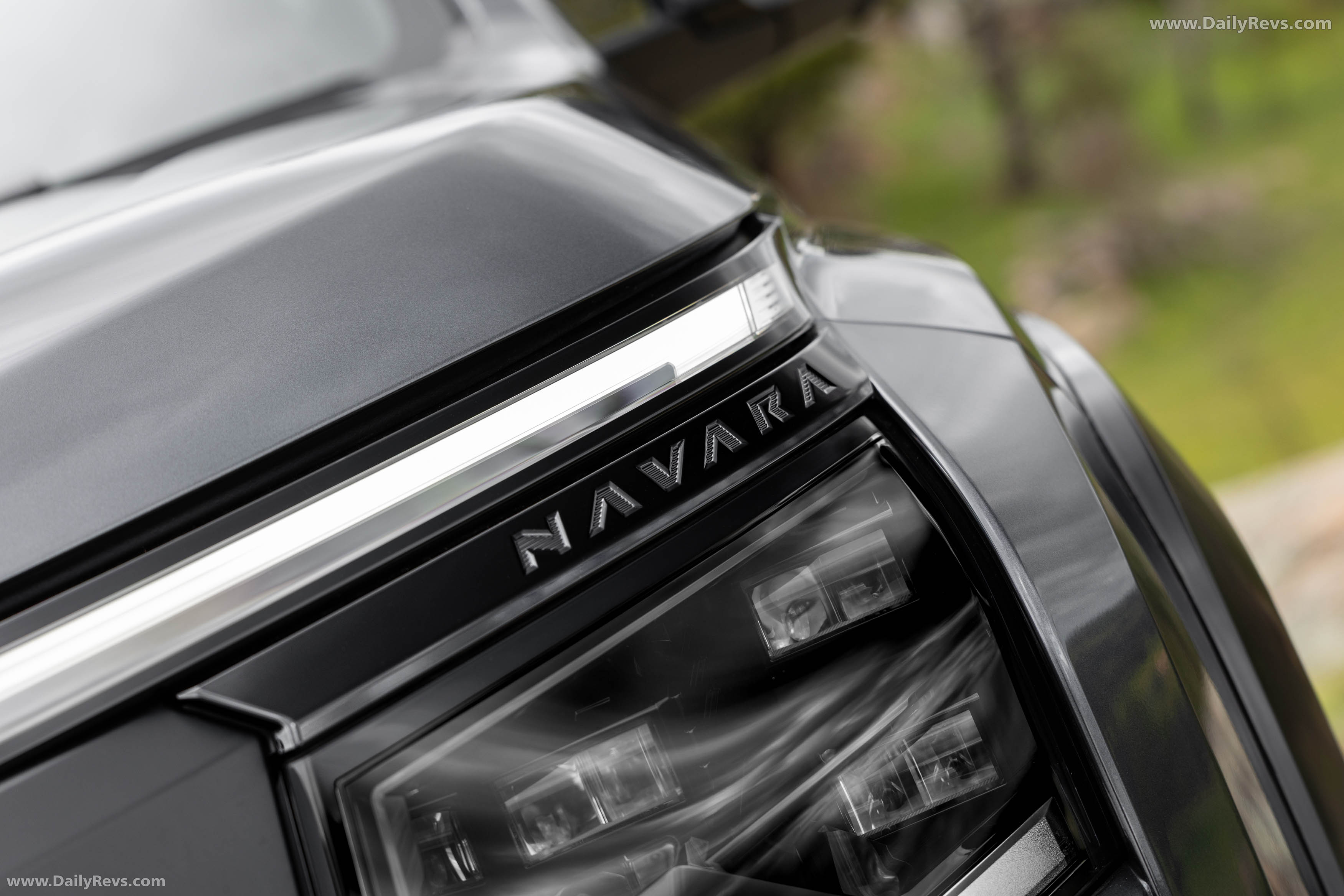 2026 Nissan Navara PRO-4X Exterior