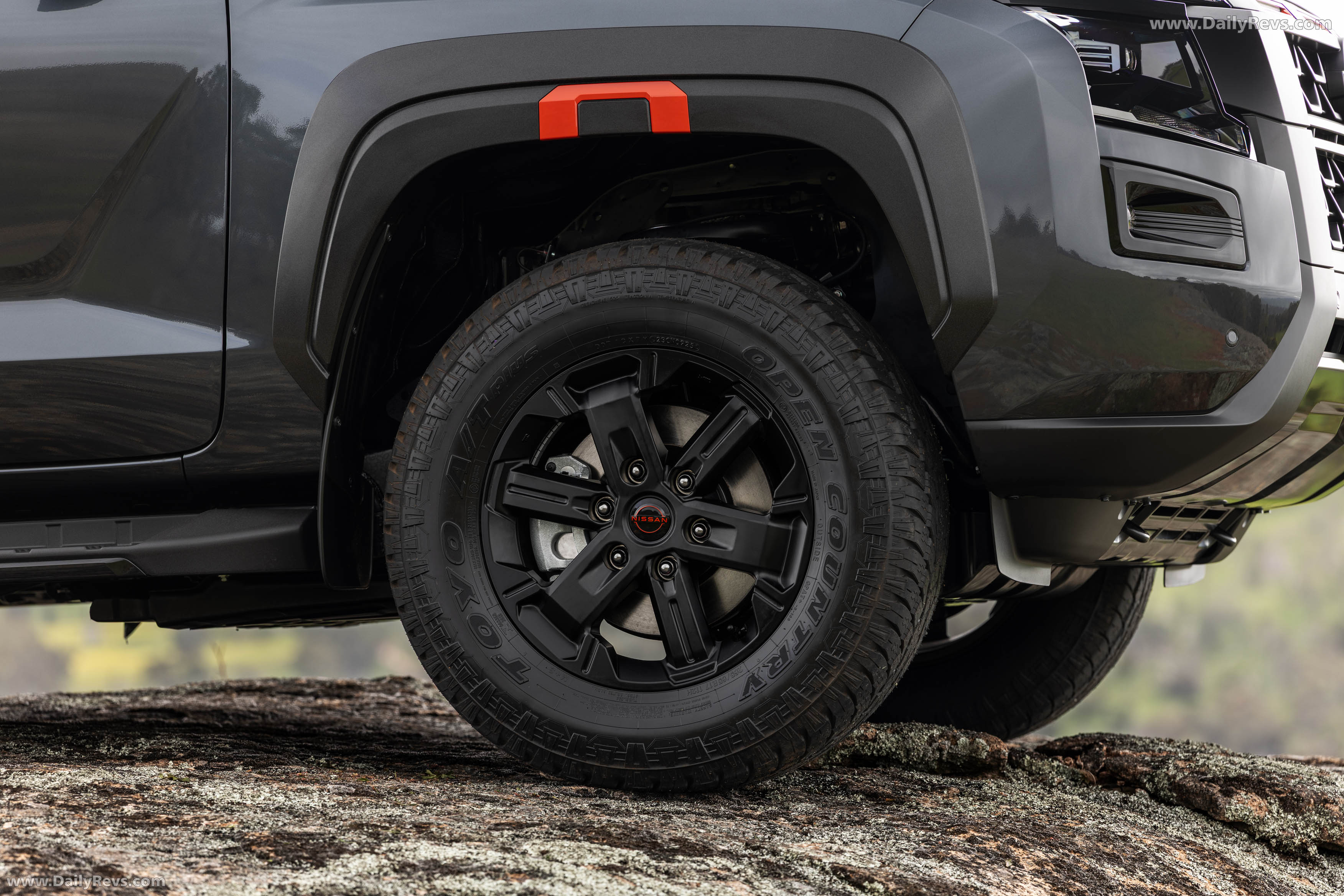 2026 Nissan Navara PRO-4X Exterior