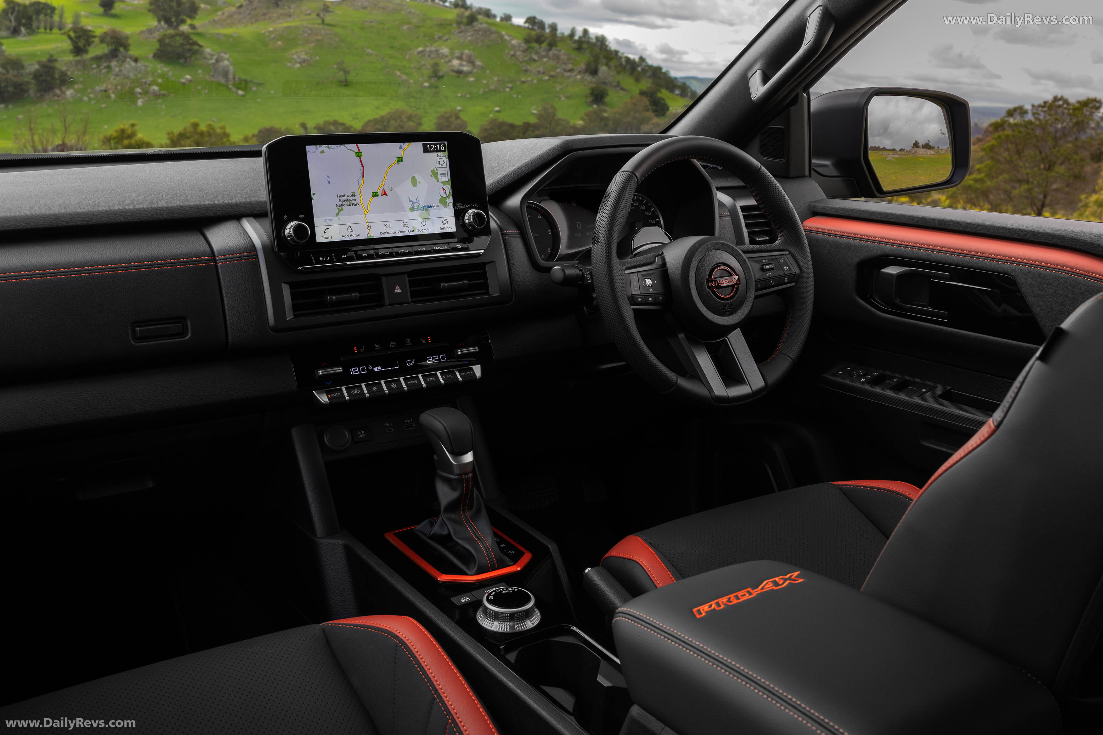 2026 Nissan Navara PRO-4X Interior