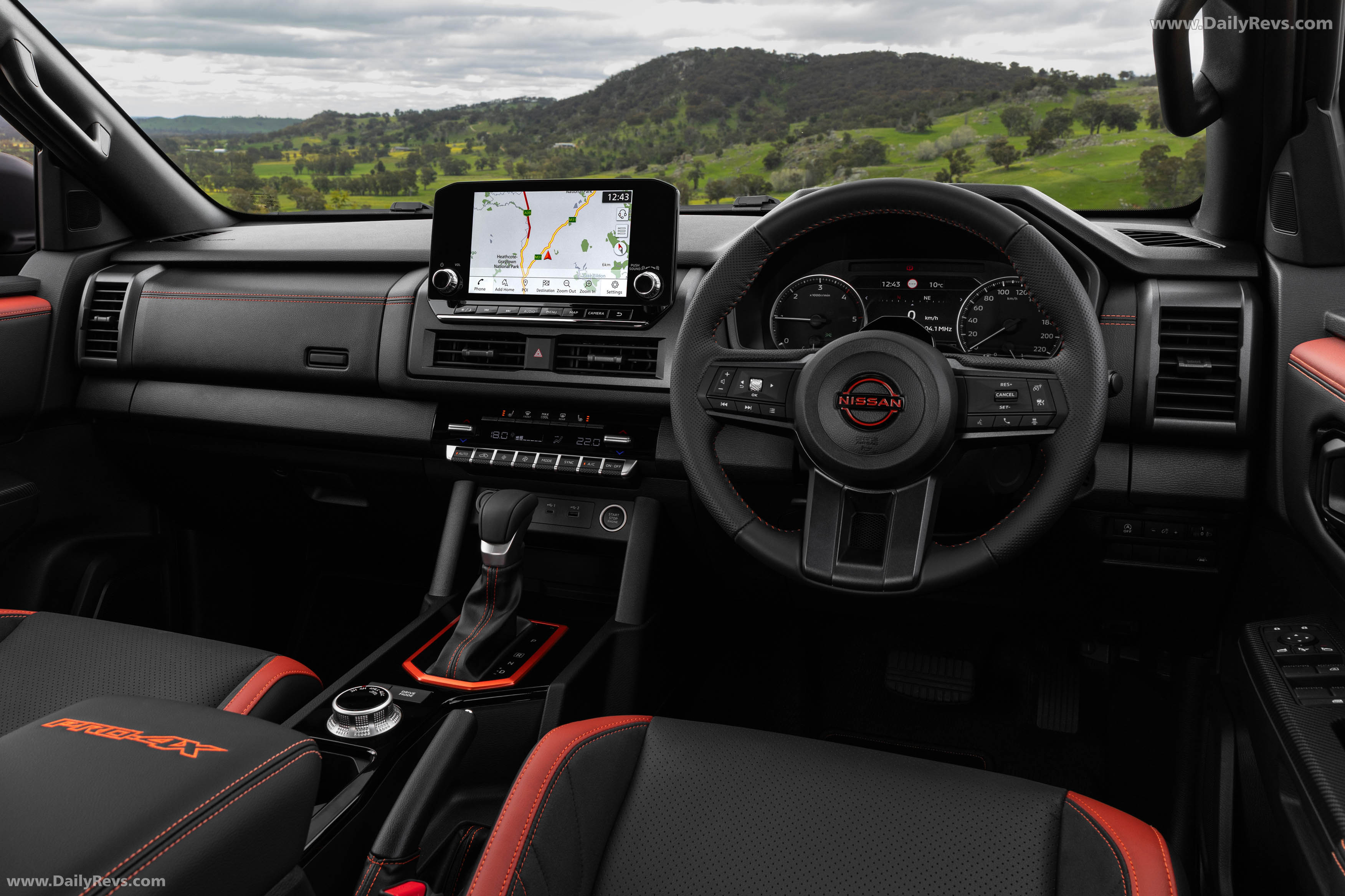 2026 Nissan Navara PRO-4X Interior