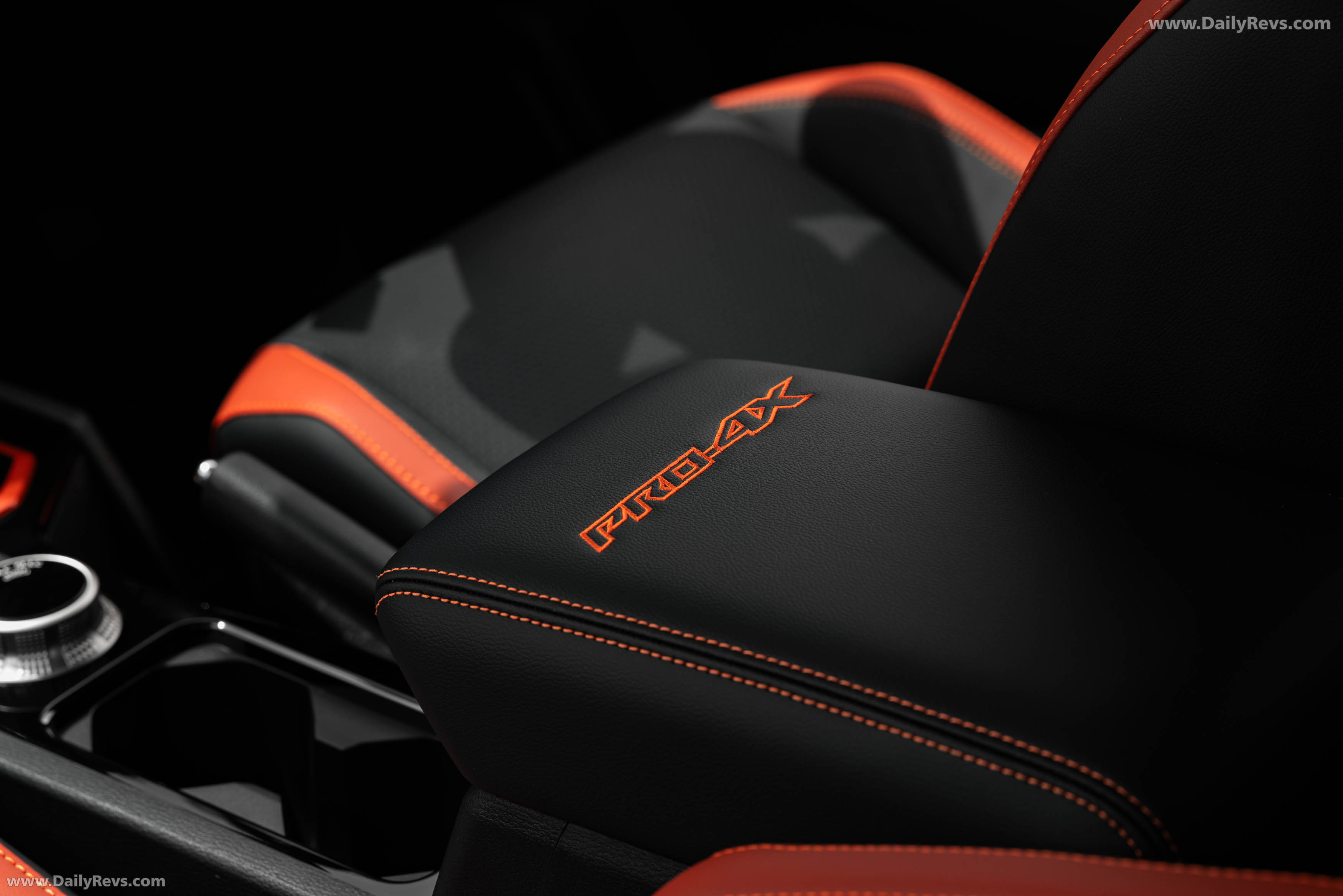 2026 Nissan Navara PRO-4X Interior