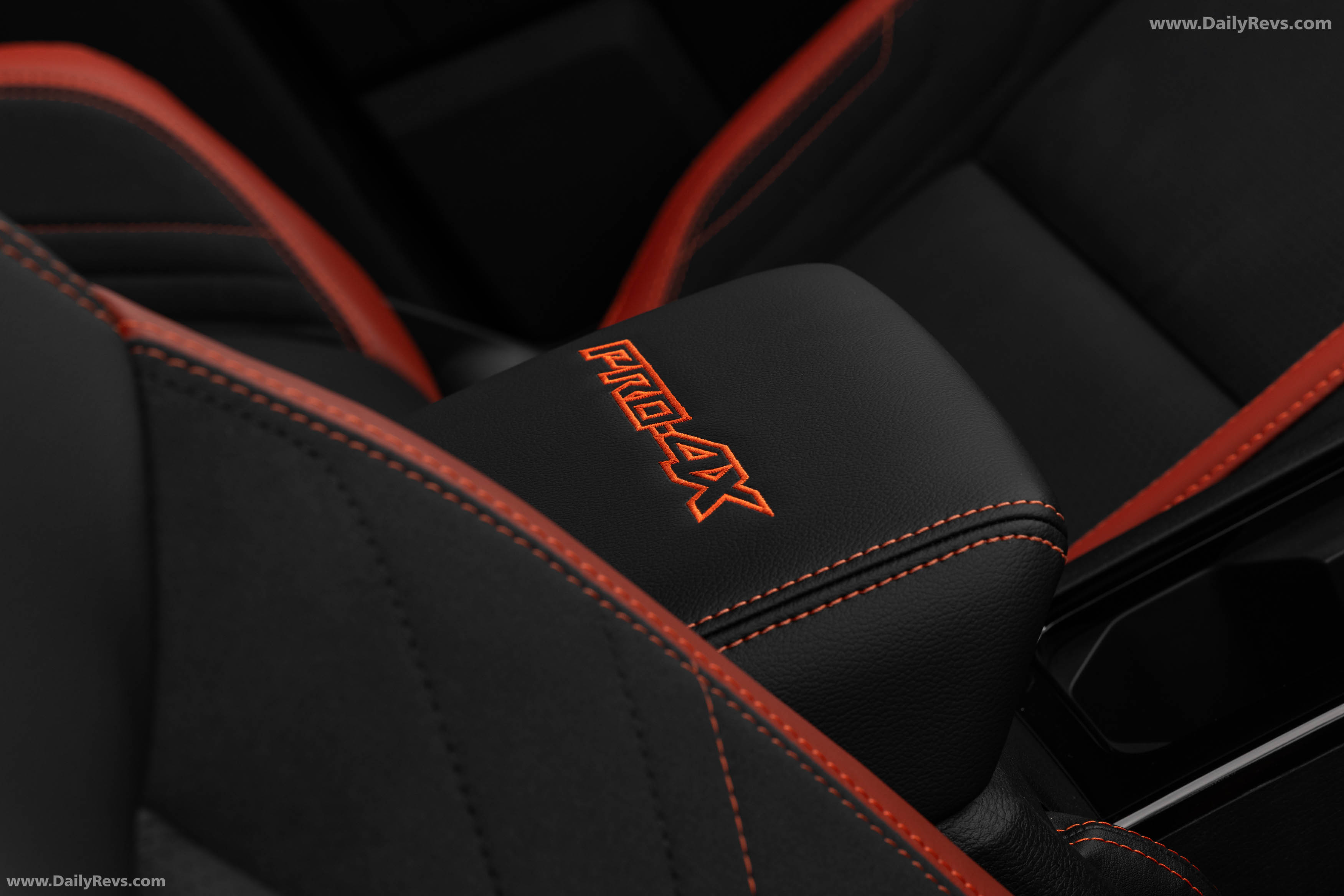 2026 Nissan Navara PRO-4X Interior