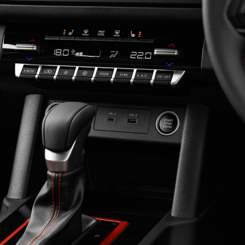 2026 Nissan Navara PRO-4X Interior