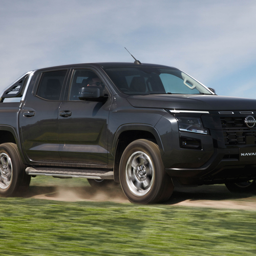 2026 Nissan Navara ST-X Front View