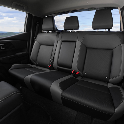 2026 Nissan Navara ST-X Interior