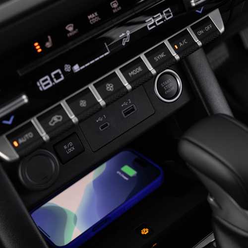 2026 Nissan Navara ST-X Interior