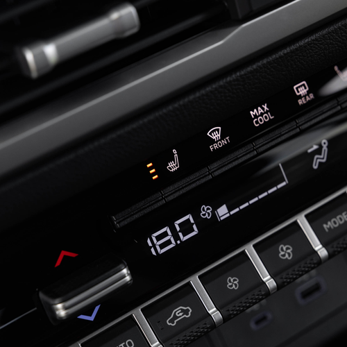 2026 Nissan Navara ST-X Interior