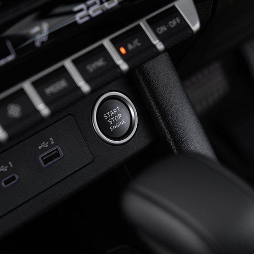 2026 Nissan Navara ST-X Interior