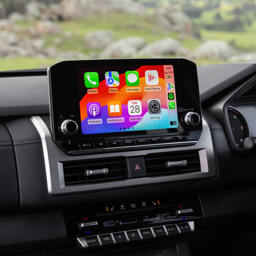 2026 Nissan Navara ST-X Interior