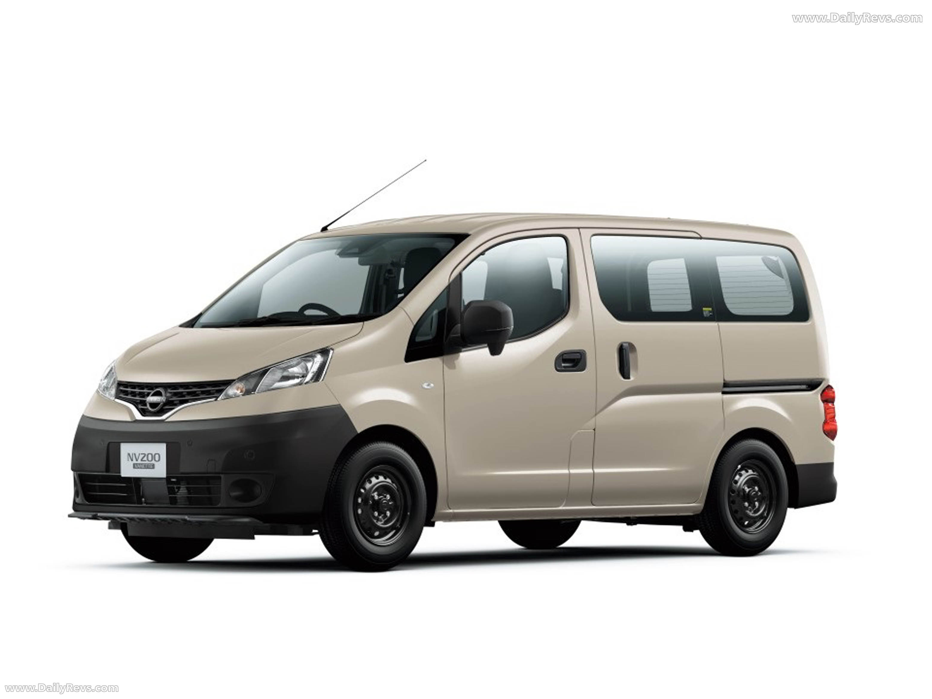 2025 Nissan NV200 Barnett Front View