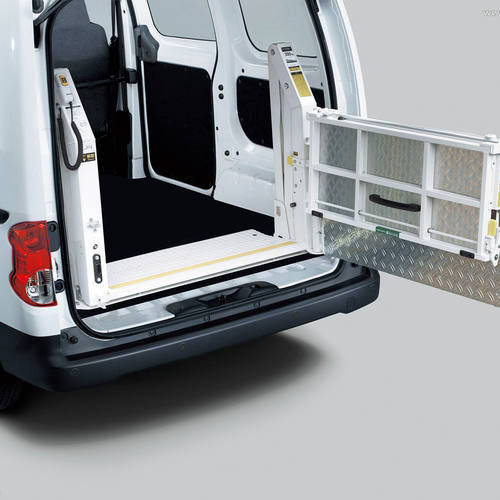 2025 Nissan NV200 Barnett Interior