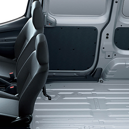 2025 Nissan NV200 Barnett Interior