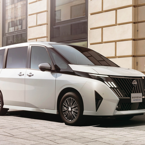 2026 Nissan Serena Front View