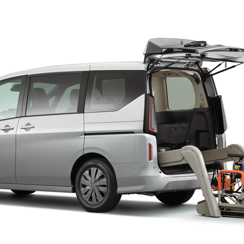 2026 Nissan Serena Rear View