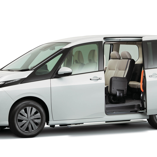 2026 Nissan Serena Side View
