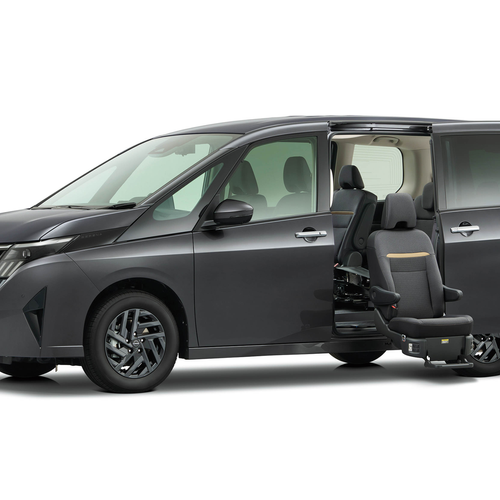 2026 Nissan Serena Side View
