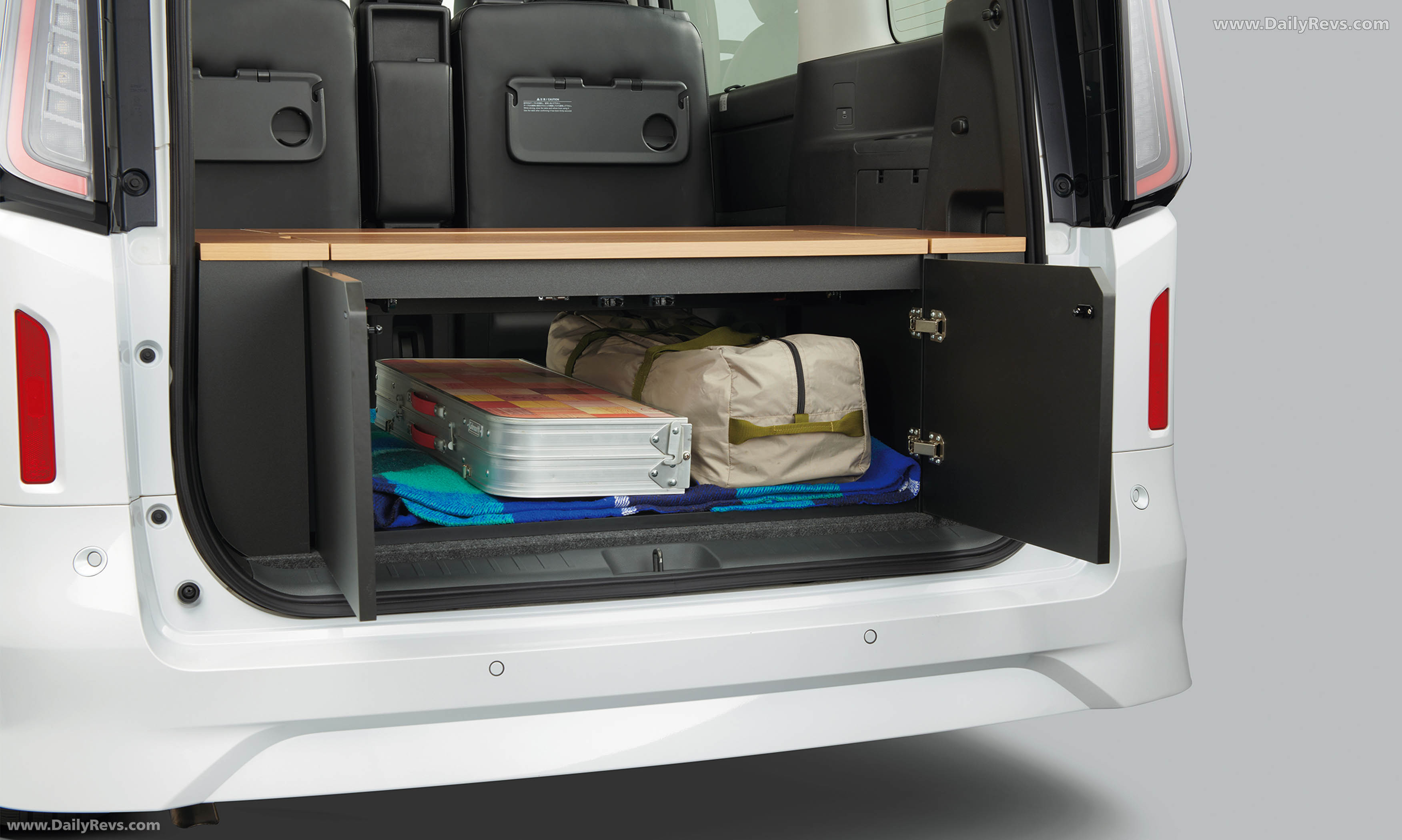 2026 Nissan Serena Interior