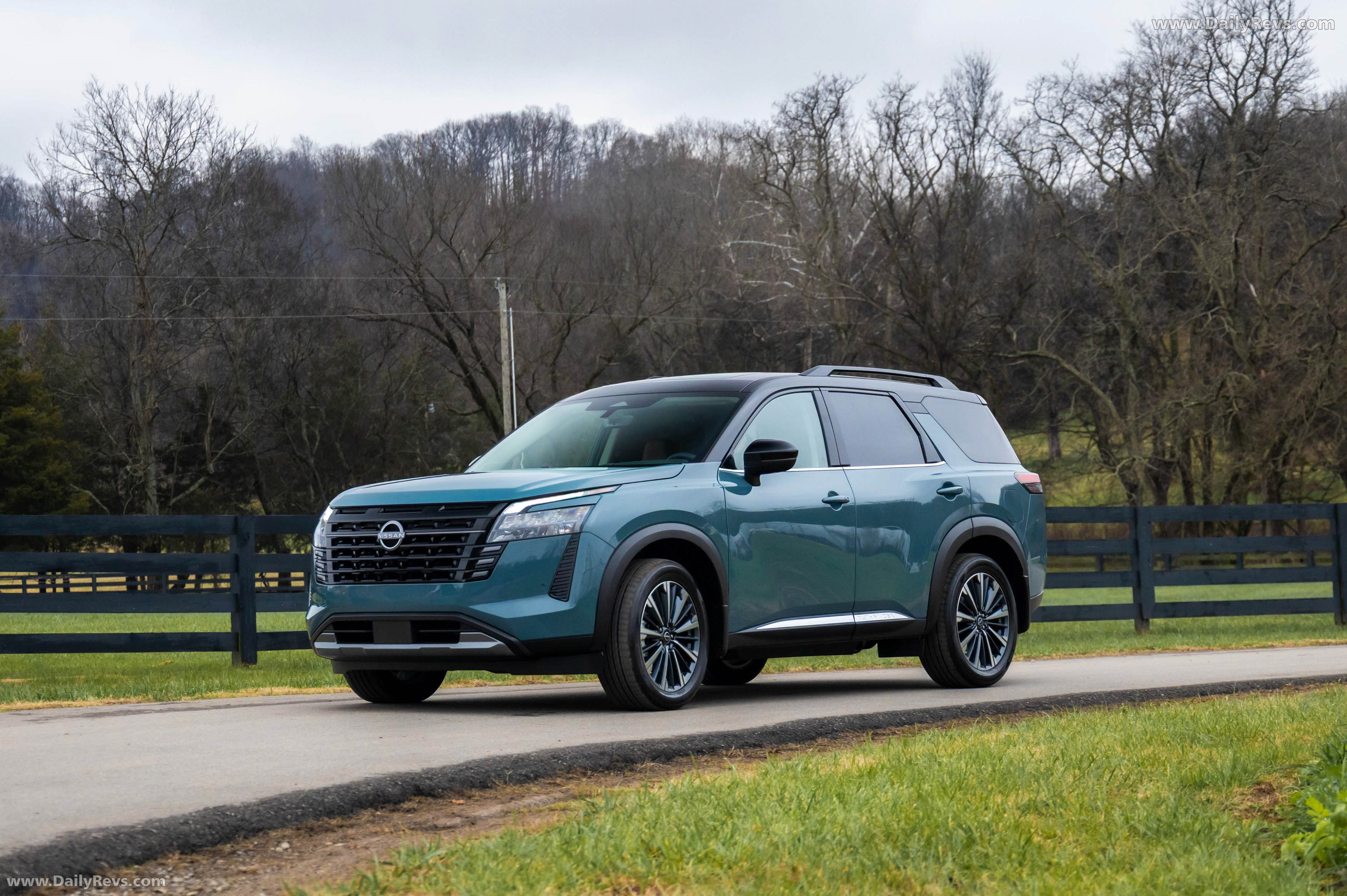 2026 Nissan Pathfinder US Version Front View