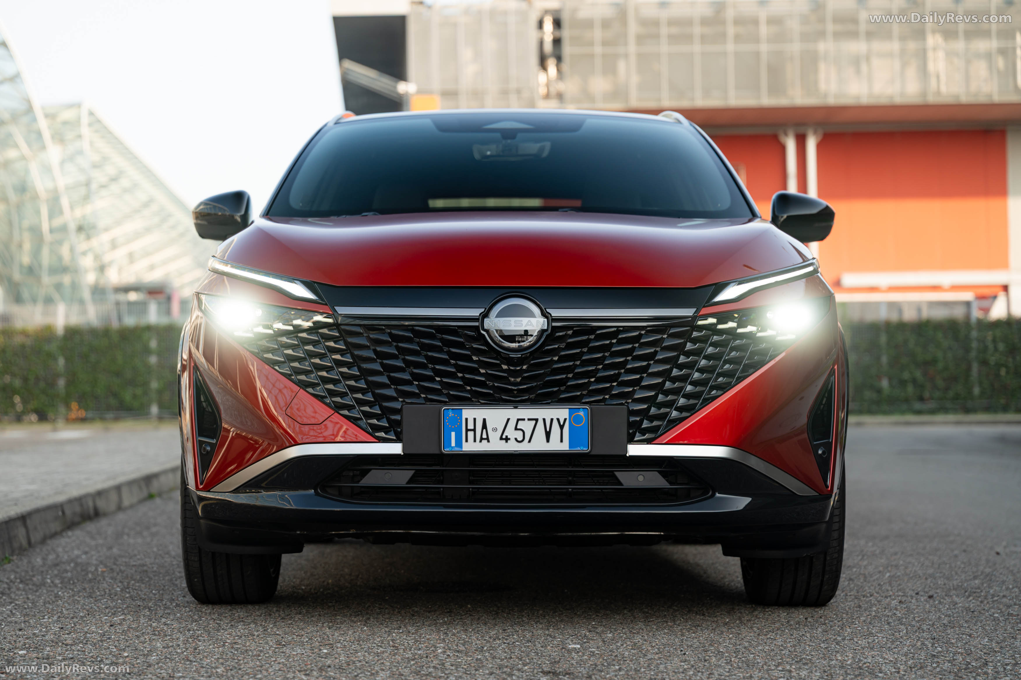 2026 Nissan Qashqai e‐POWER Fuji Sunset Red Front View