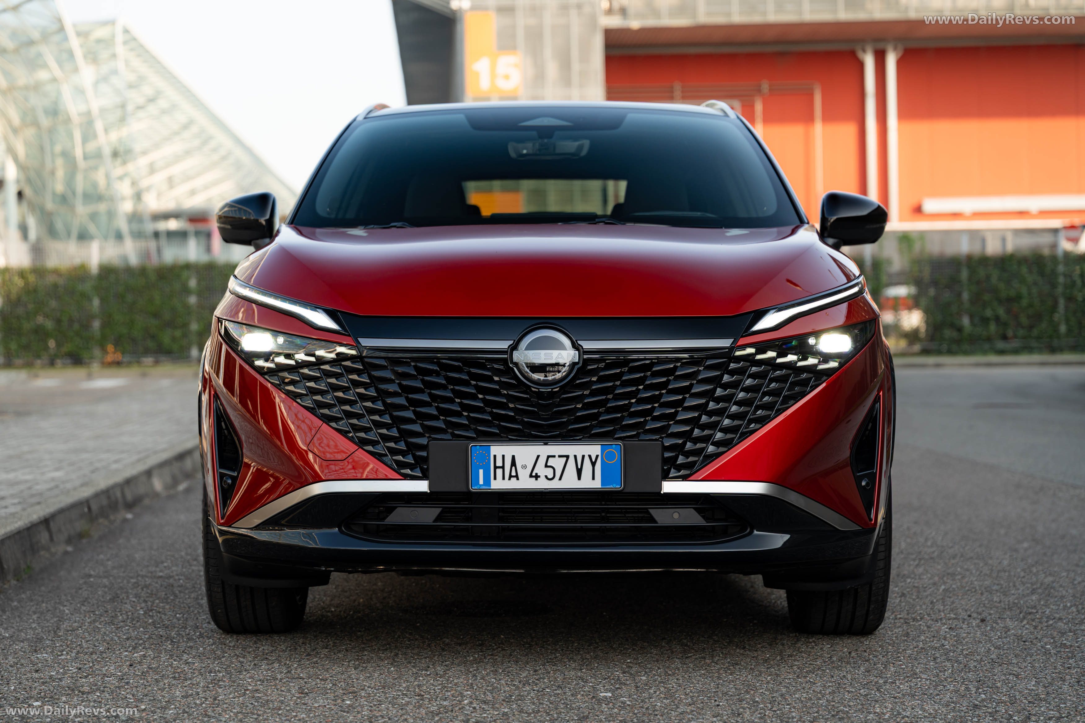 2026 Nissan Qashqai e‐POWER Fuji Sunset Red Front View
