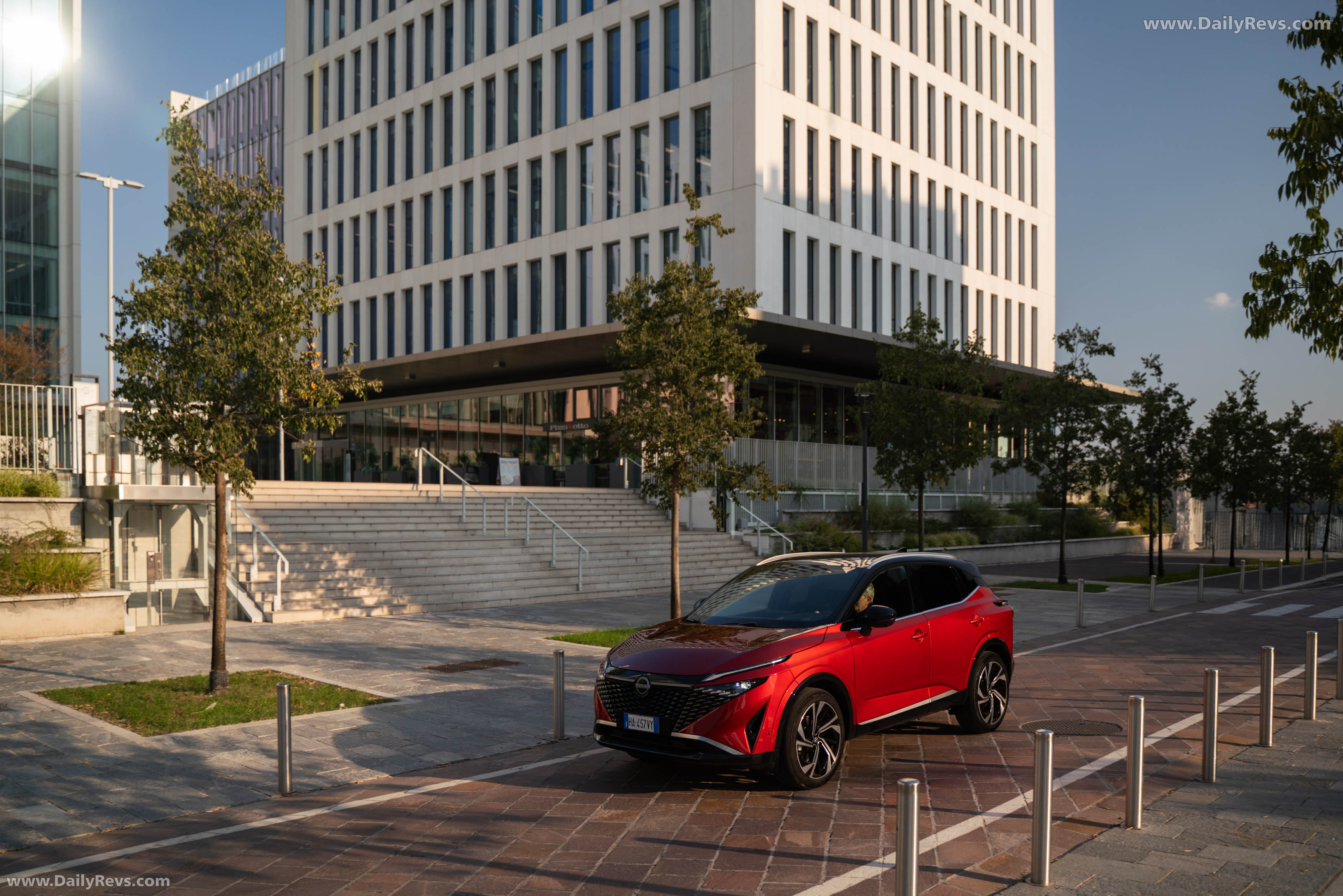 2026 Nissan Qashqai e‐POWER Fuji Sunset Red Front View