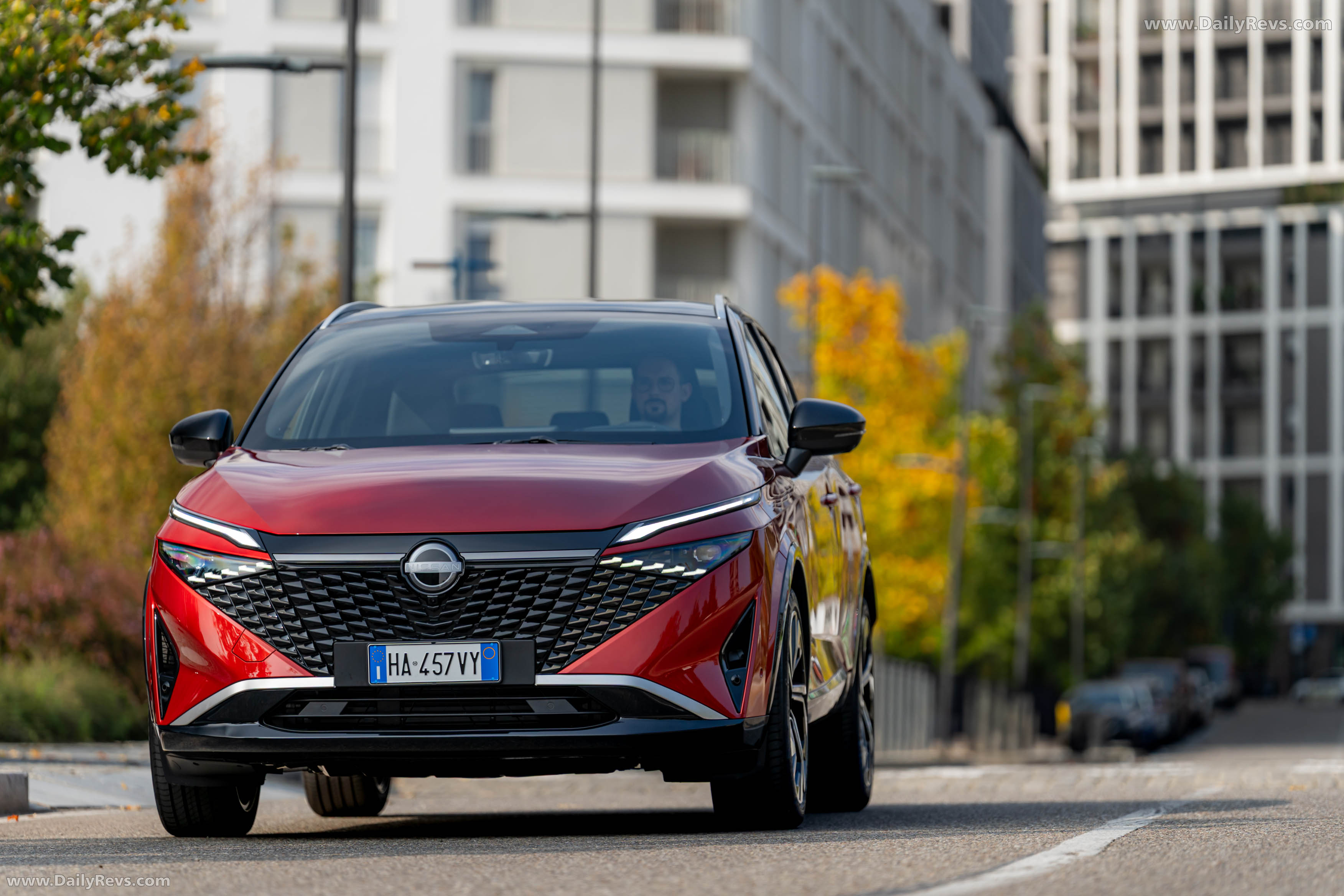 2026 Nissan Qashqai e‐POWER Fuji Sunset Red Front View