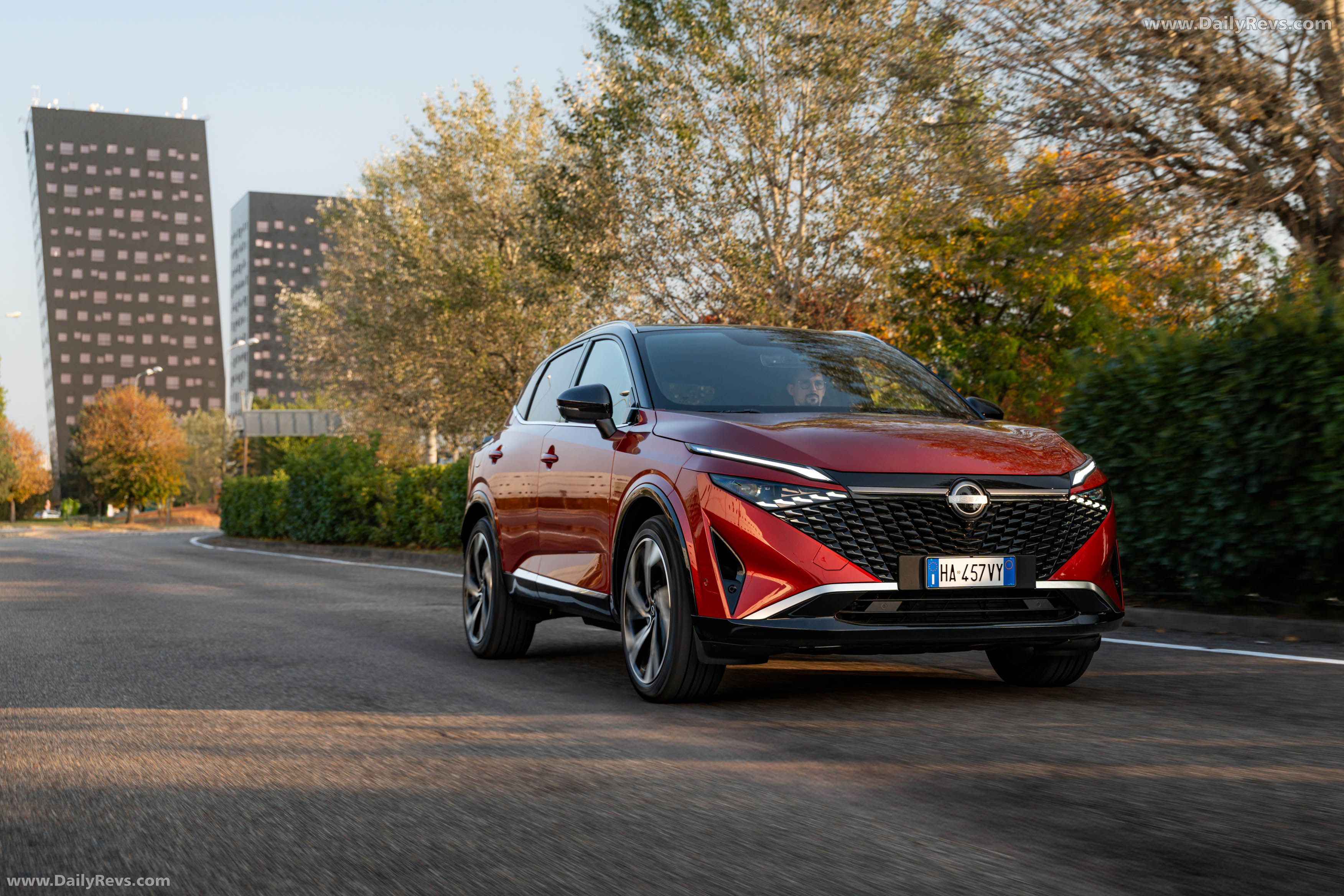 2026 Nissan Qashqai e‐POWER Fuji Sunset Red Front View