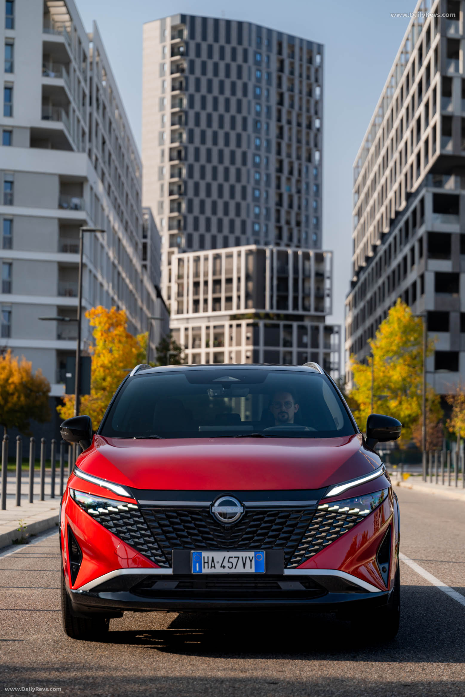2026 Nissan Qashqai e‐POWER Fuji Sunset Red Front View